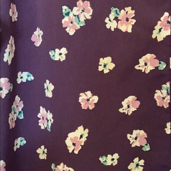 Purple floral roll sleeve top - Picture 5 of 5